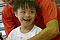 <strong>2011 年 11 月：</strong> 新加坡特奥会每年都会邀请社区参观一次特奥会。 “让男孩有机会投中一球”可以成为“年轻运动员”计划的一部分，该计划帮助智障年轻人为参加特奥会做好准备。<br /><span>Karyn Tan/SOI 拍摄的照片</span>